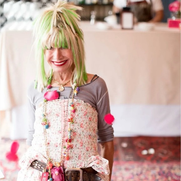 BETSEY JOHNSON SHARK PIN AND PENDANT - Picture 3 of 5